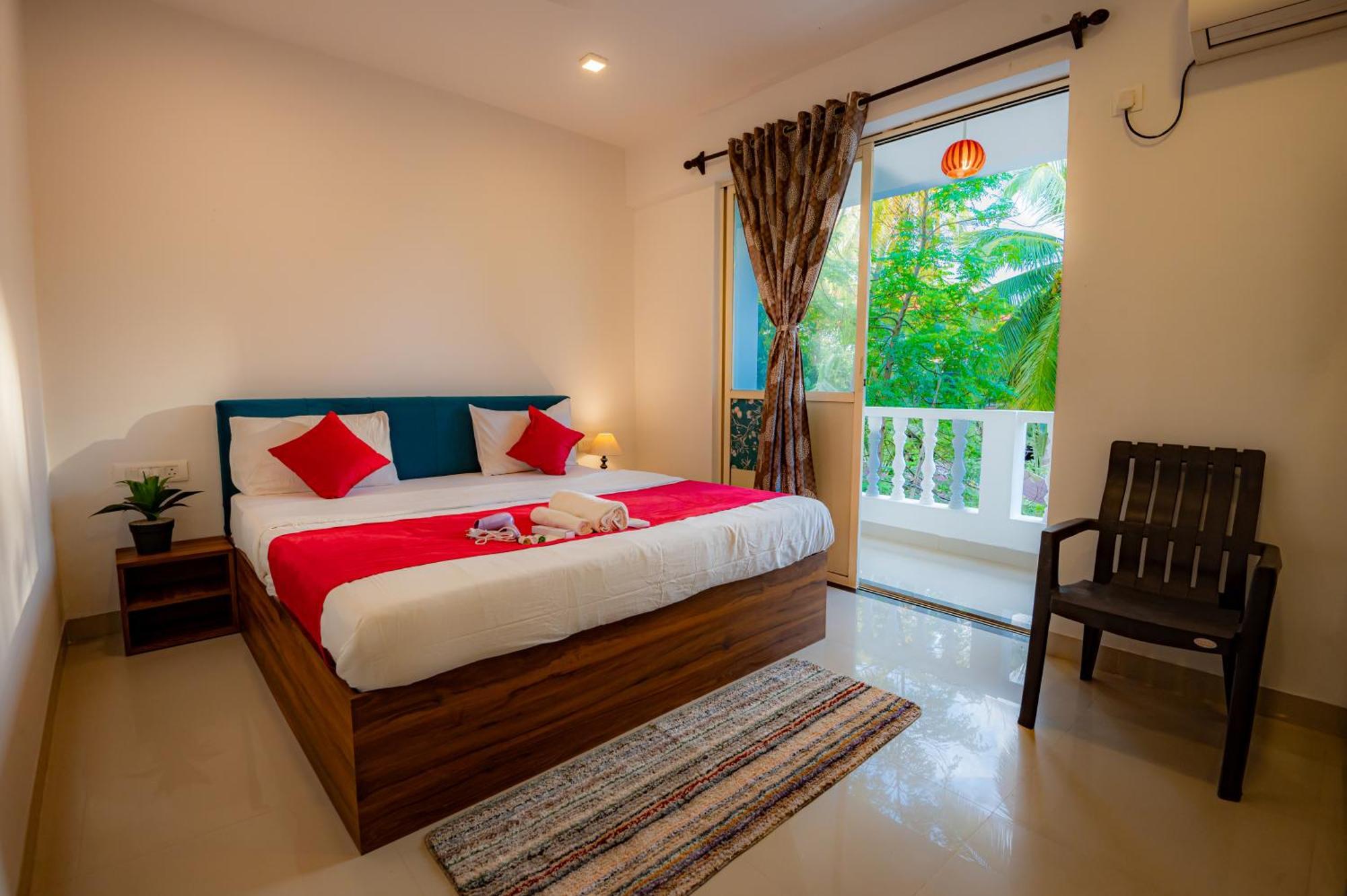 Morjim Sea Waves-Beach Front Hotel Extérieur photo