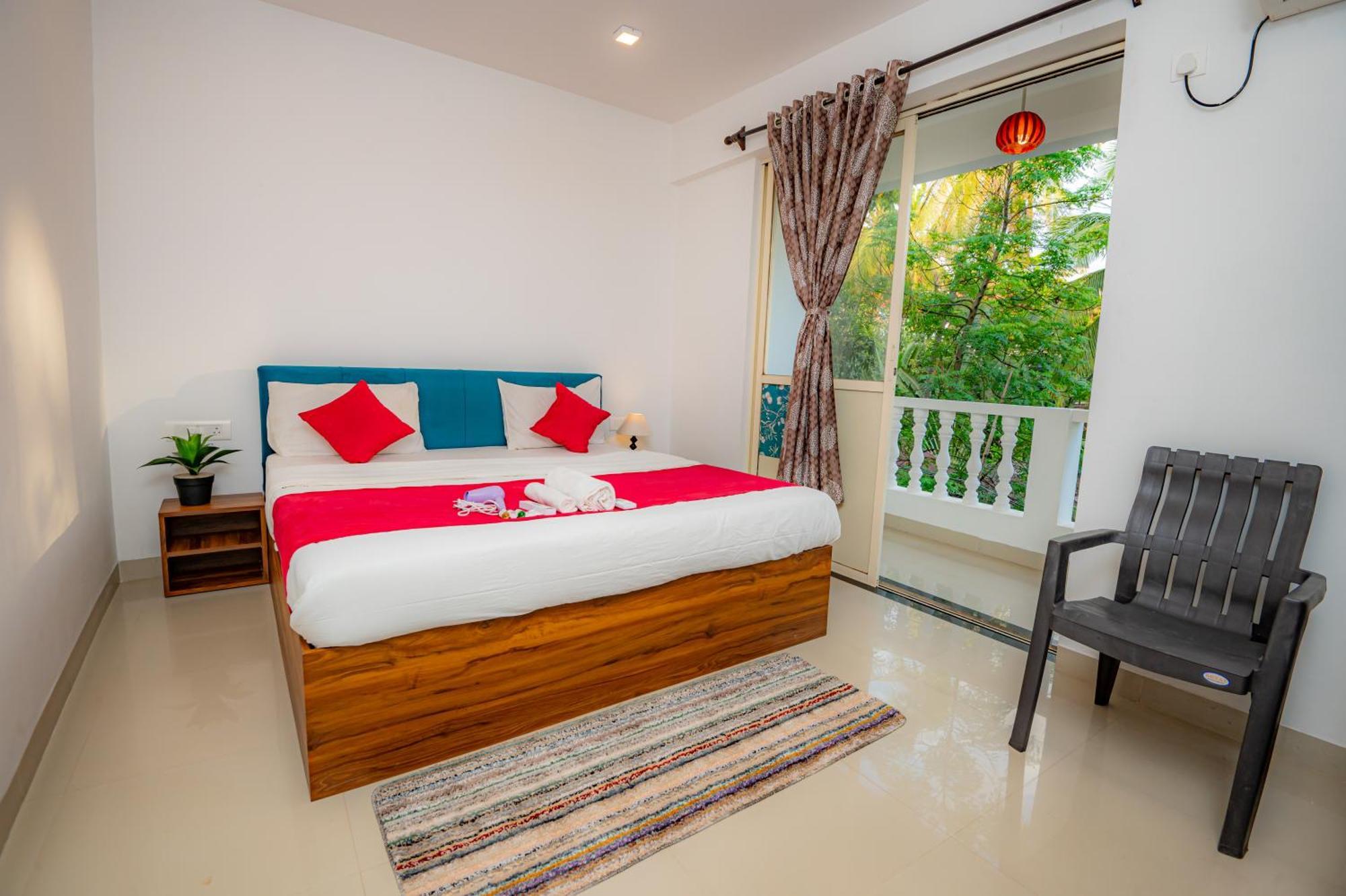 Morjim Sea Waves-Beach Front Hotel Extérieur photo