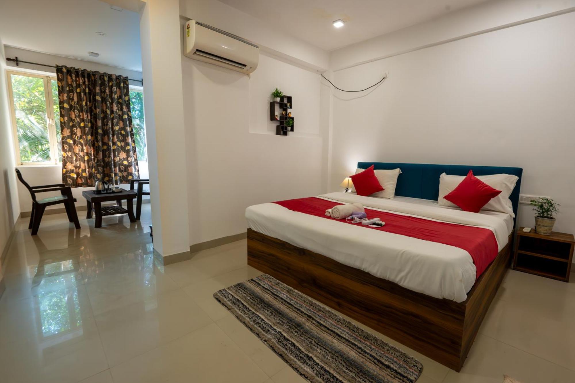 Morjim Sea Waves-Beach Front Hotel Extérieur photo