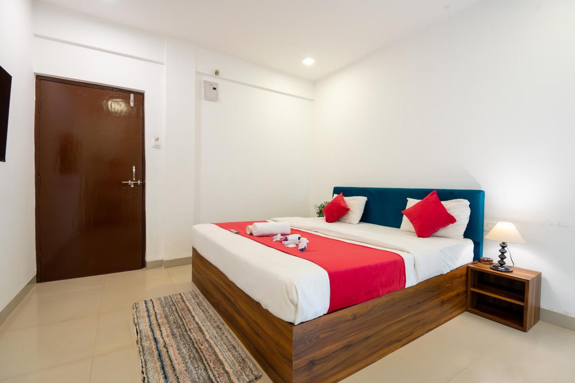Morjim Sea Waves-Beach Front Hotel Extérieur photo