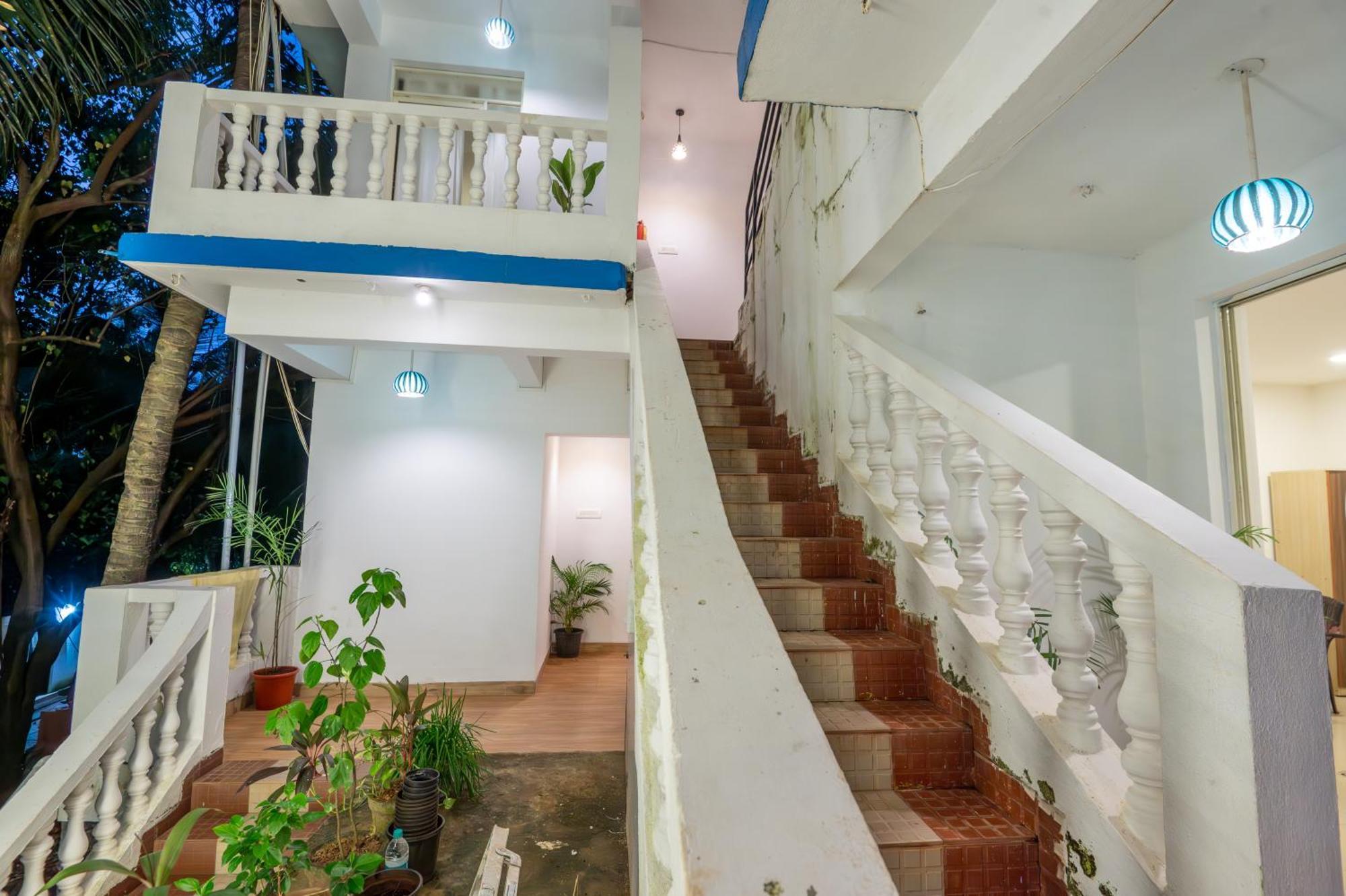Morjim Sea Waves-Beach Front Hotel Extérieur photo